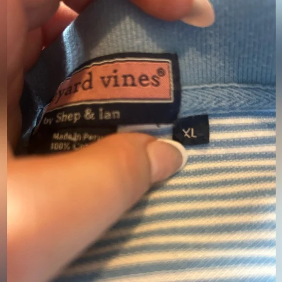 VINEYARD VINES Mens Size XL Light, blue, and white striped polo - Picture 5 of 9